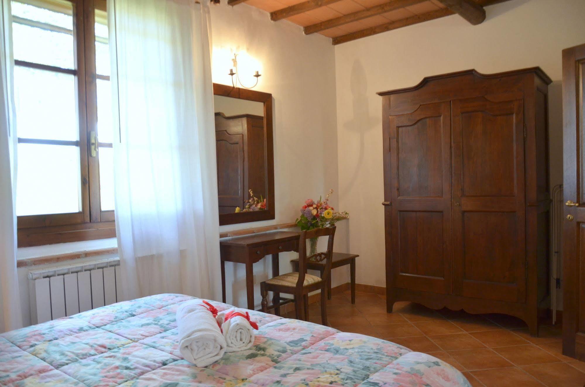Agriturismo Il Casalone มอนติปุลเชียโน ภายนอก รูปภาพ
