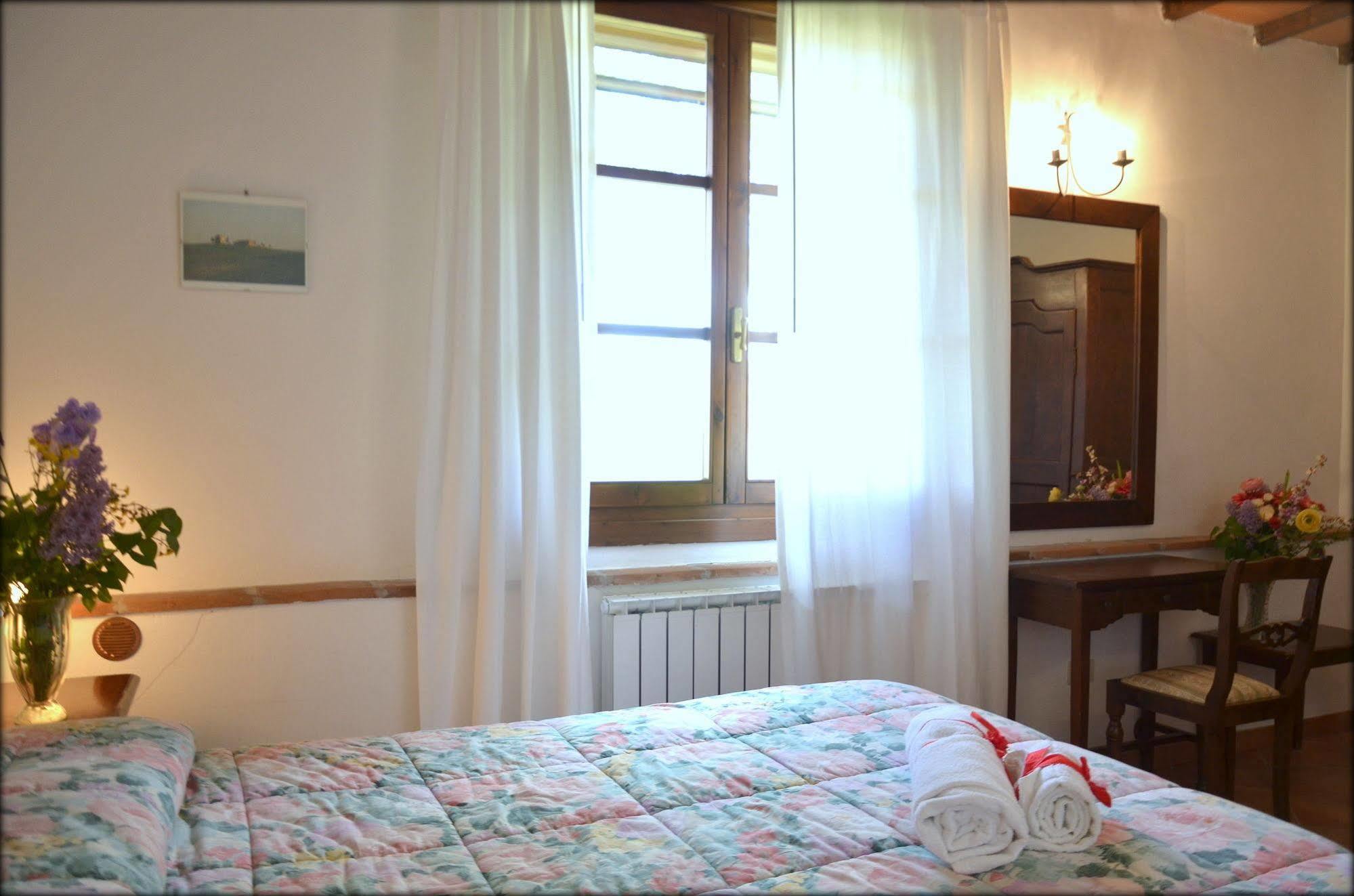 Agriturismo Il Casalone มอนติปุลเชียโน ภายนอก รูปภาพ